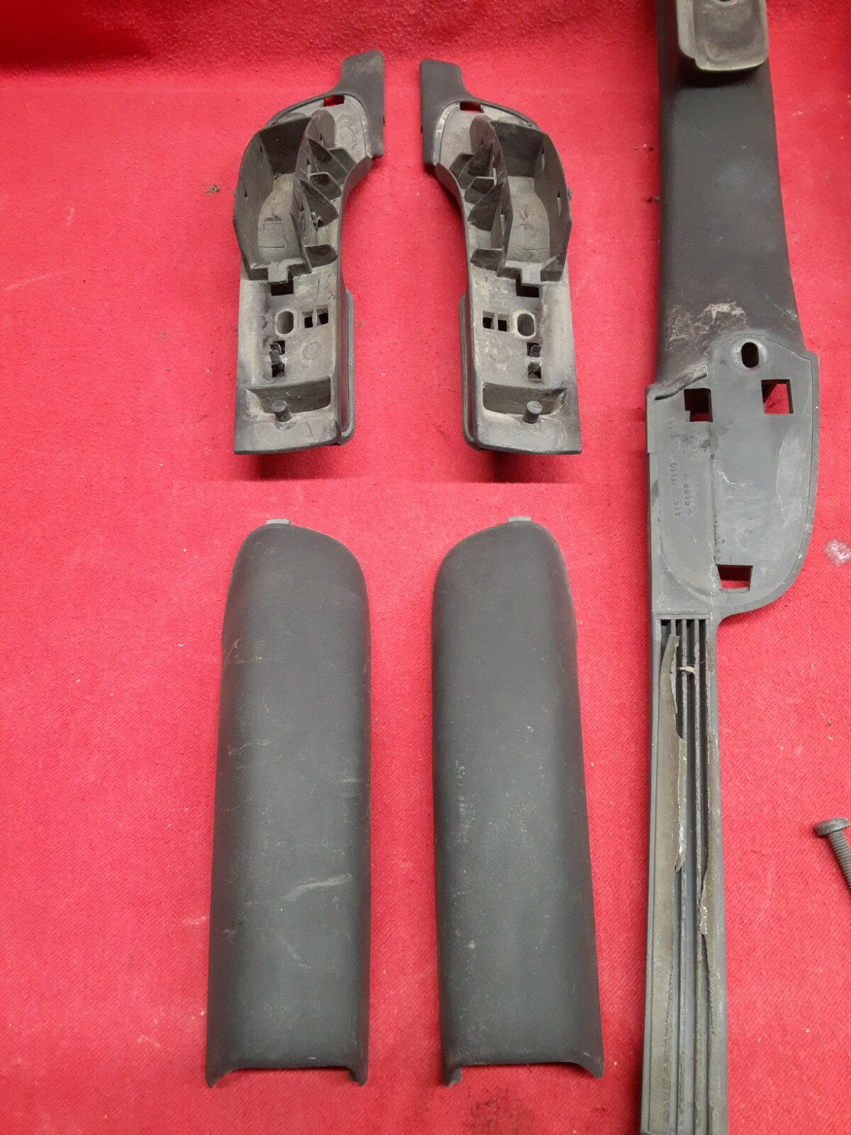 1999 - 2004 Jeep Grand Cherokee Limited Roof Ski Rack Bar Brackets & Hardware