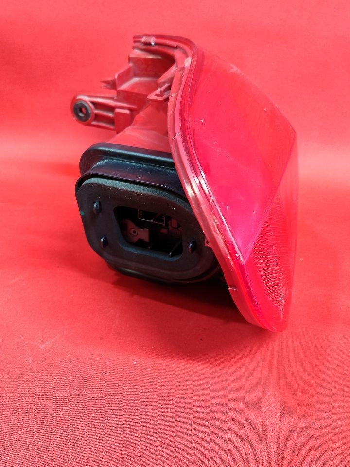 2012-2018 VW Volkswagen Tiguan LEFT DRIVER Outer Quarter Tail Light Lamp
