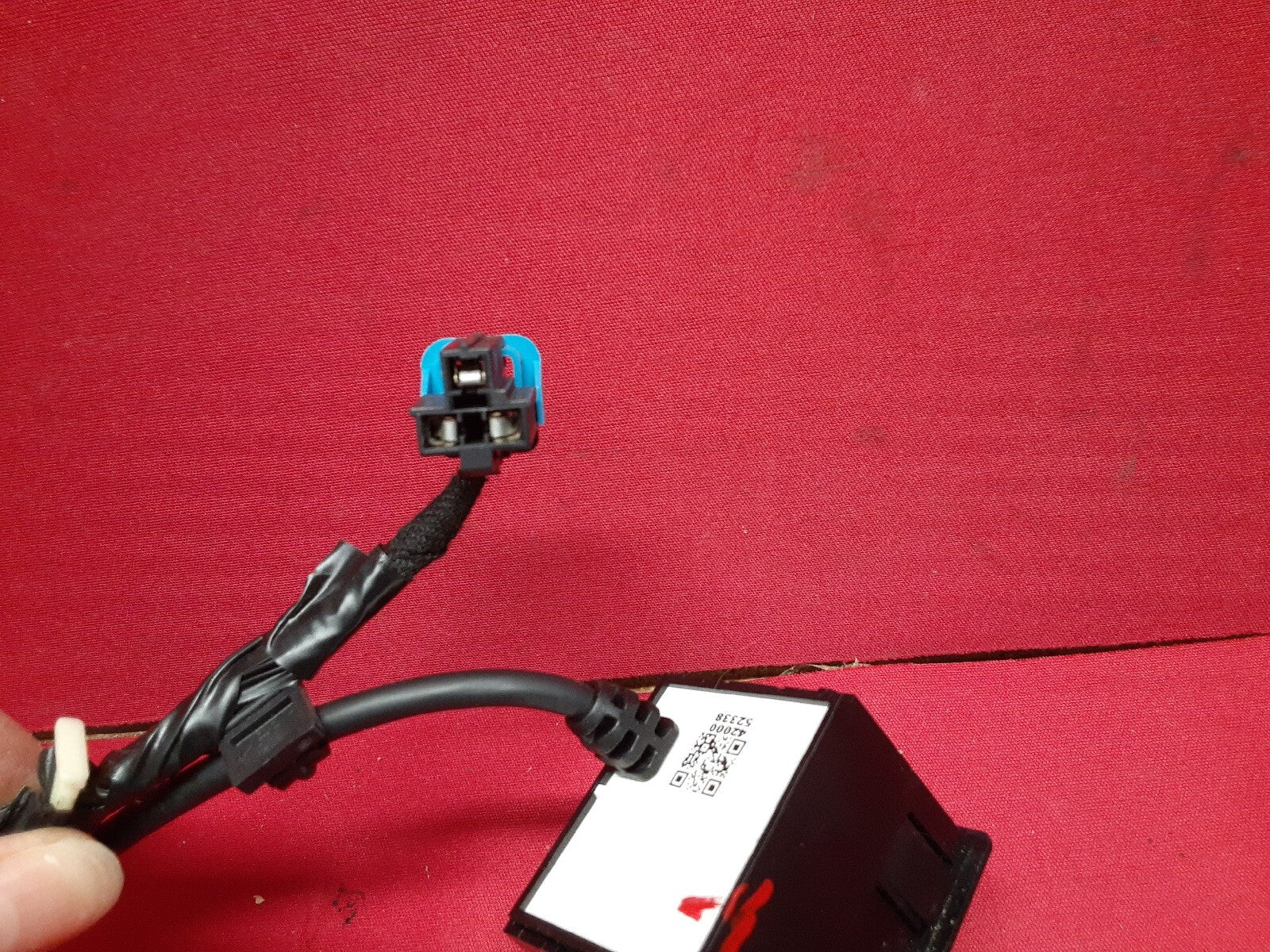 2013 - 2016 Dodge Dart Center Console SINGLE Auxiliary Port & Wiring Harness