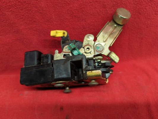 2002 2003 2004 2005 Jeep Liberty FRONT LEFT DRIVER Latch Lock Actuator 