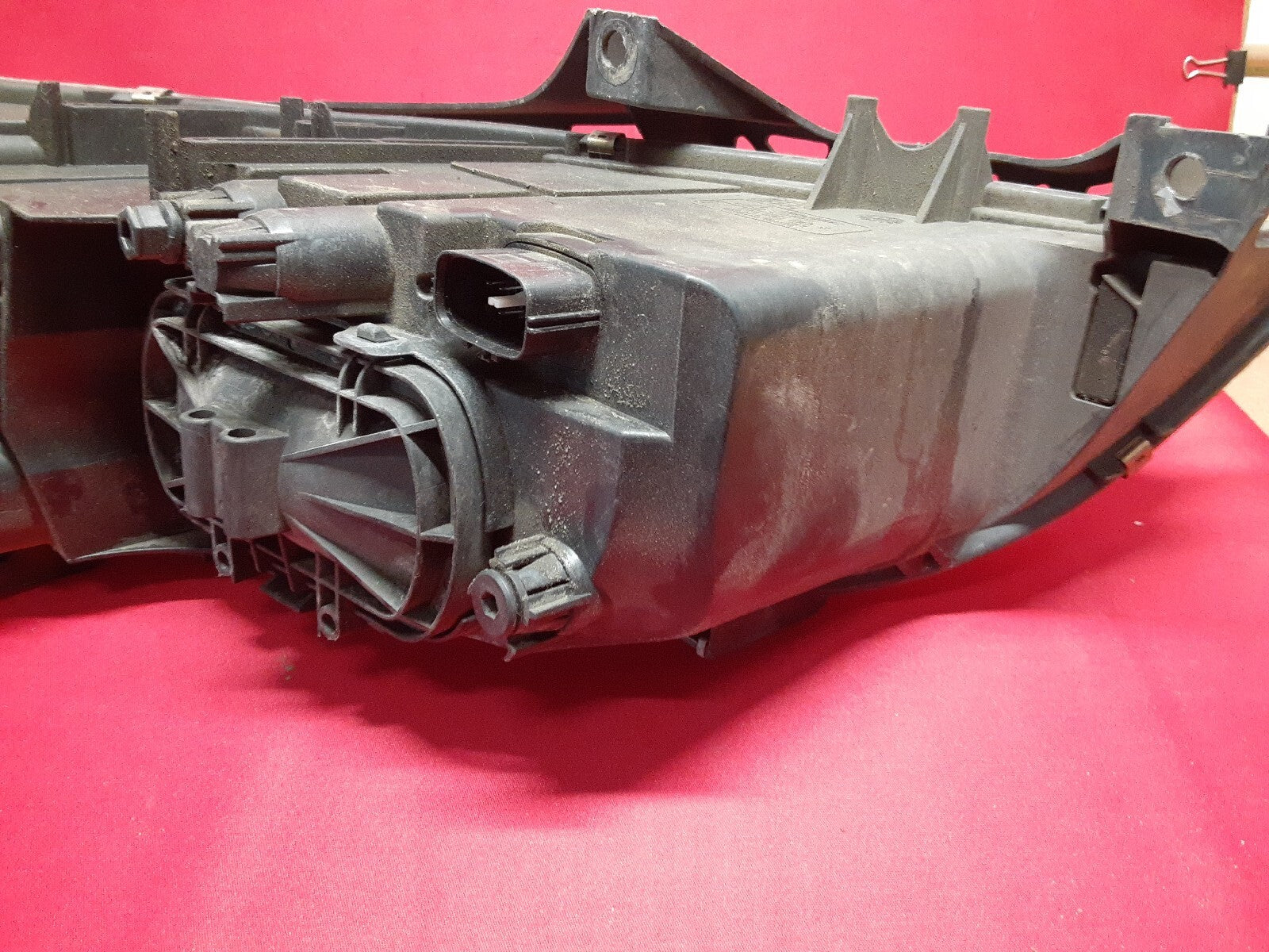 2003 - 2005 Mazda 6 RIGHT PASSENGER Headlight Lamp Assembly GK2A-51-0K0E