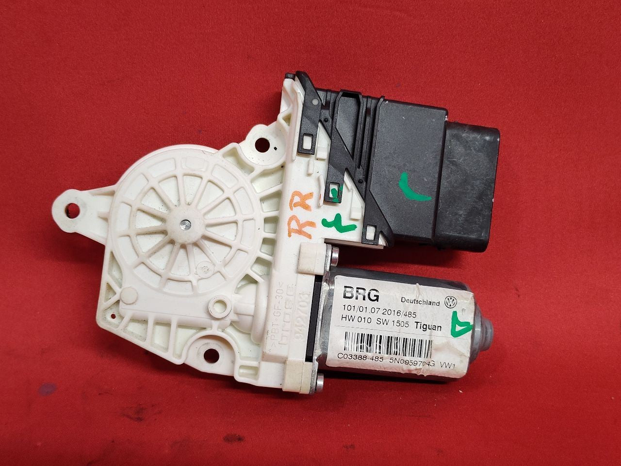 2012-2018 VW Volkswagen Tiguan REAR RIGHT PASSENGER Door Power Window Motor