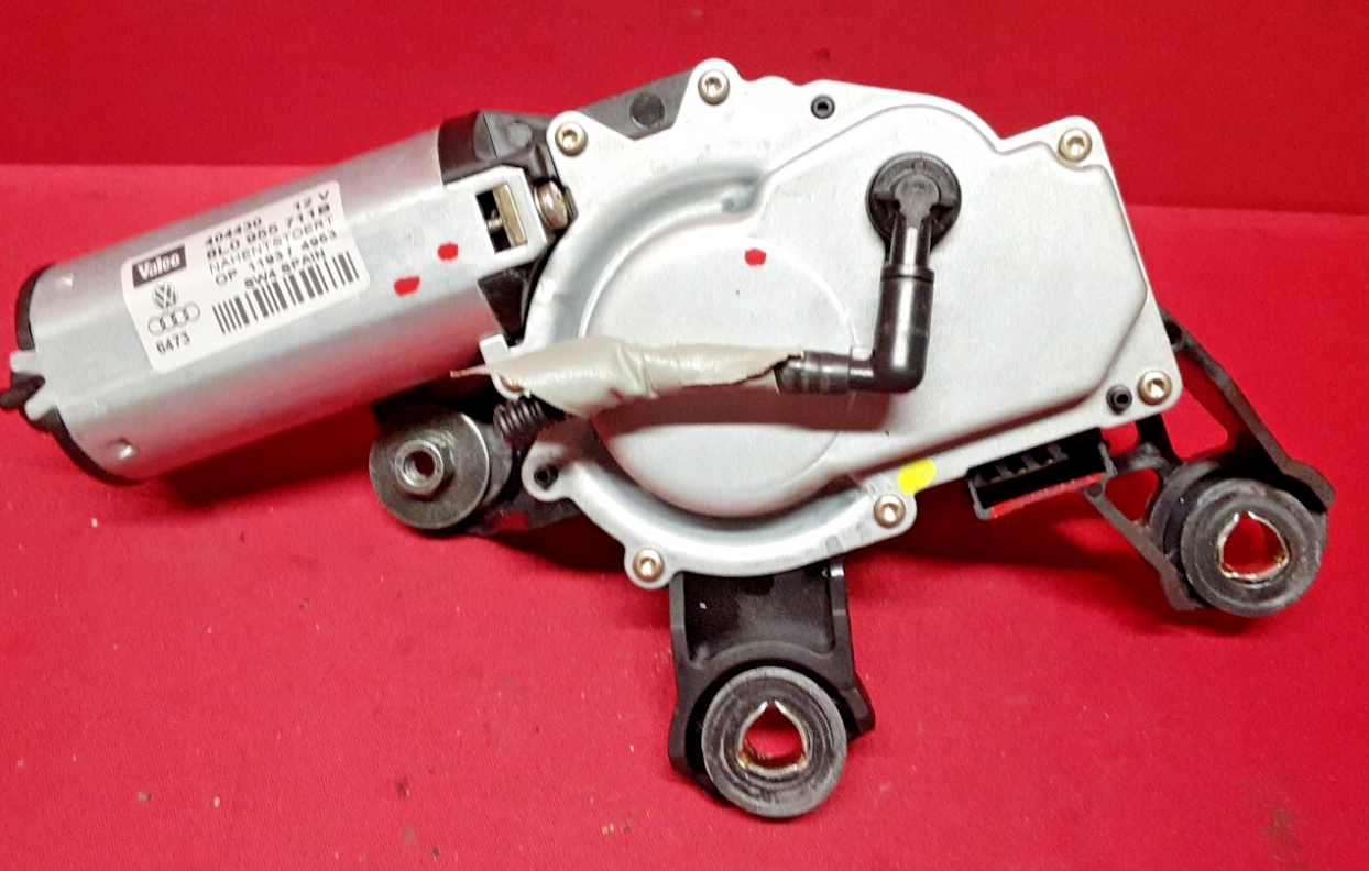 1997 - 2005 Audi / Some VW REAR Hatch Liftgate Glass Wiper Motor 8L0-955-711-B