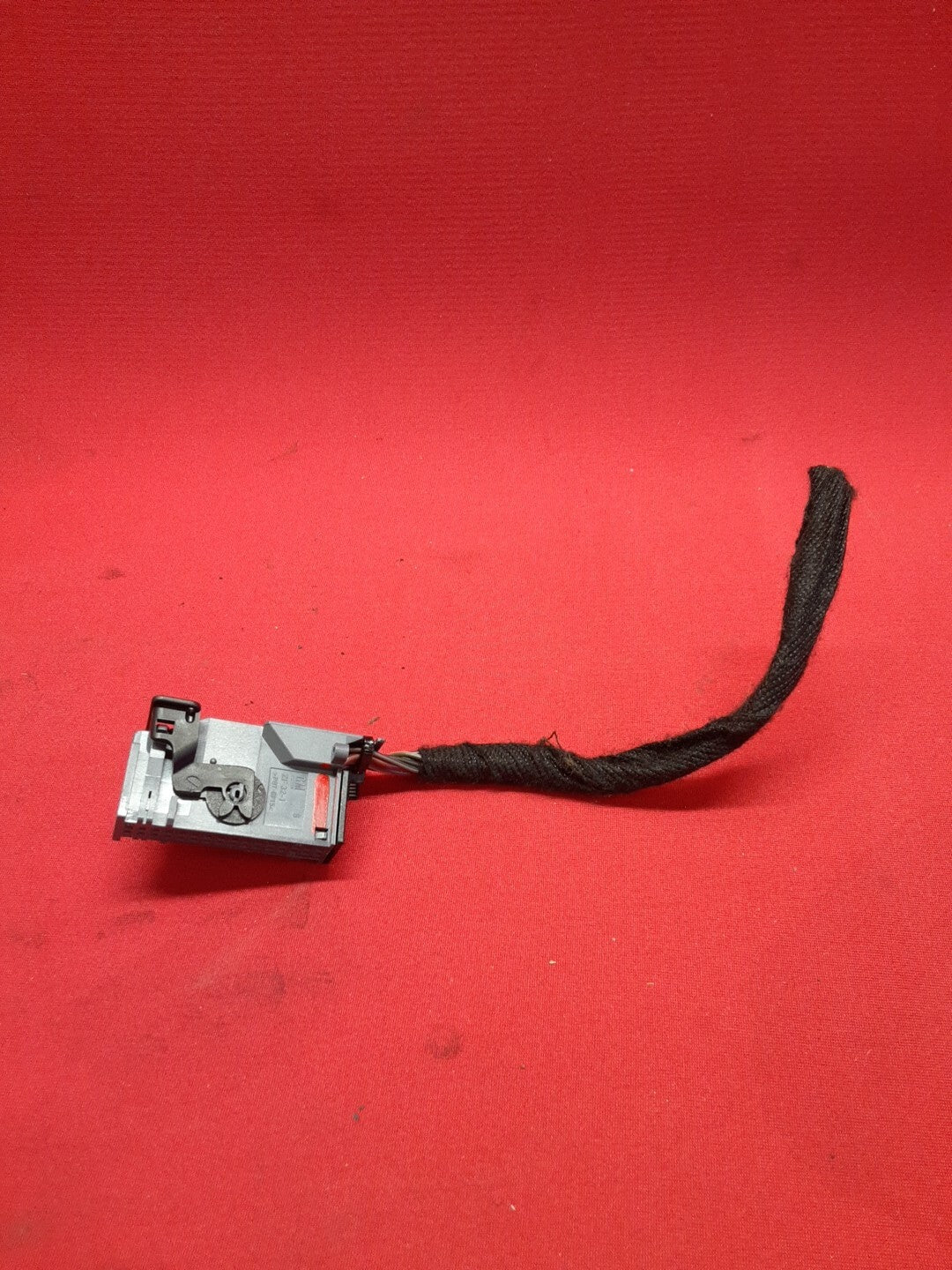2013-2016 Chevrolet Cruze Instrument Cluster Speedometer PIGTAIL 42362675