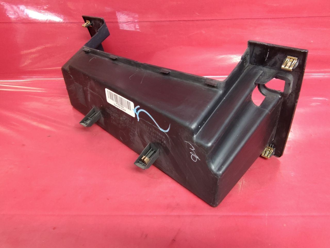 2013-2020 Dodge Ram Right Passenger Dashboard Upper Glovebox Door Bin Assembly