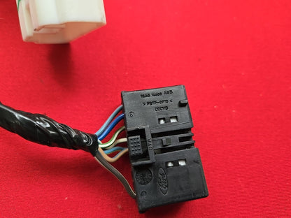 2001-2003 Mazda Tribute / Escape Mariner Interior Cabin Fuse Box - PIGTAIL WIRES