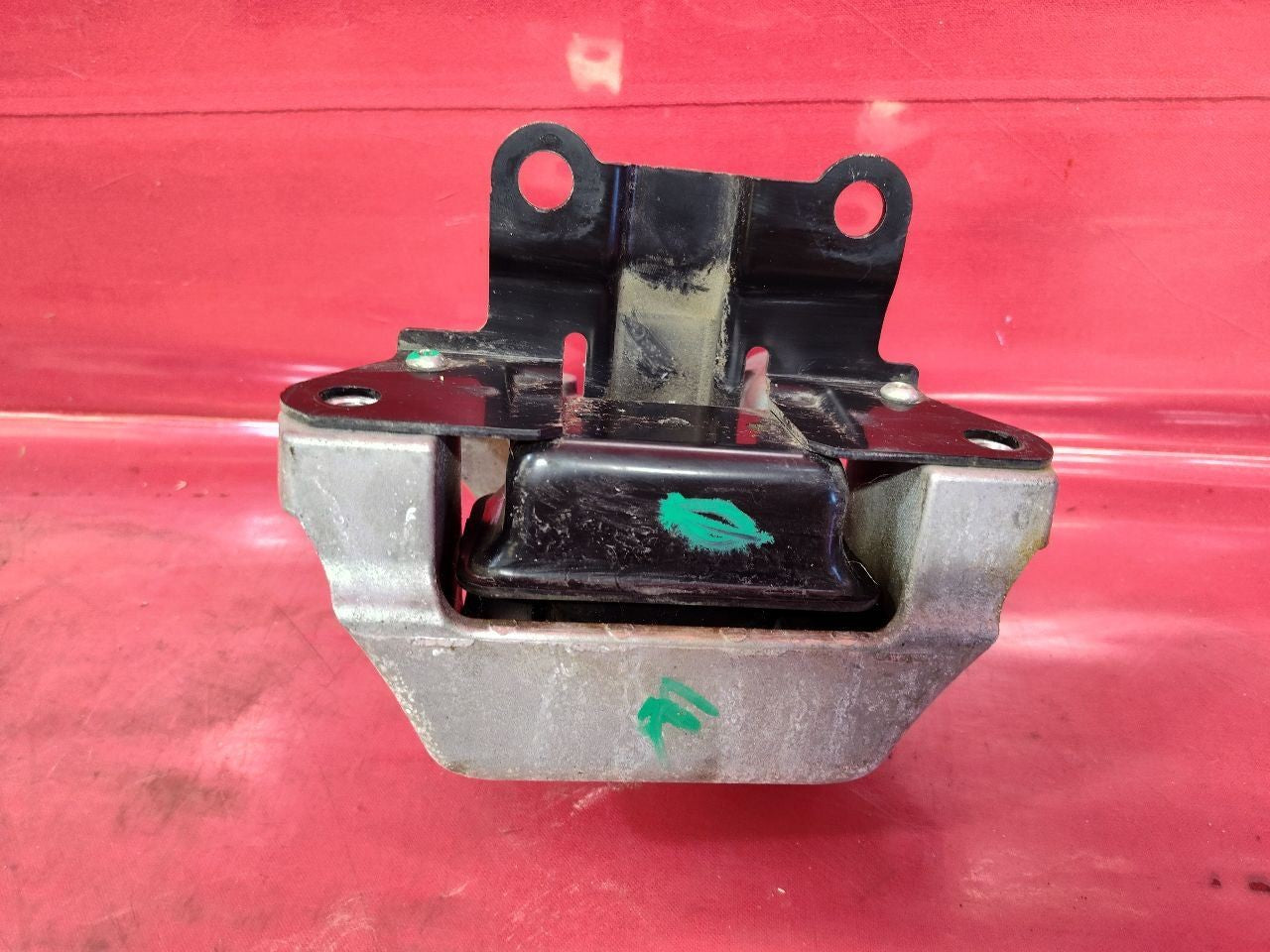 2018-2025 Mitsubishi Eclipse Cross Automatic Transmission Mount Bracket 2910A341