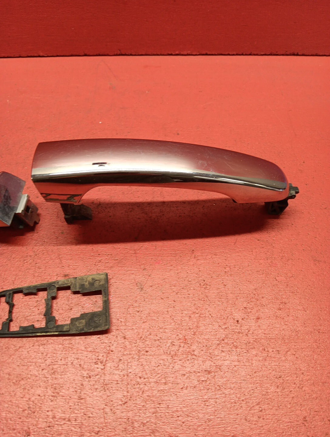 2007-2017 GM Multi Vehicle Right Front Exterior Door Handle Chrome 22867272