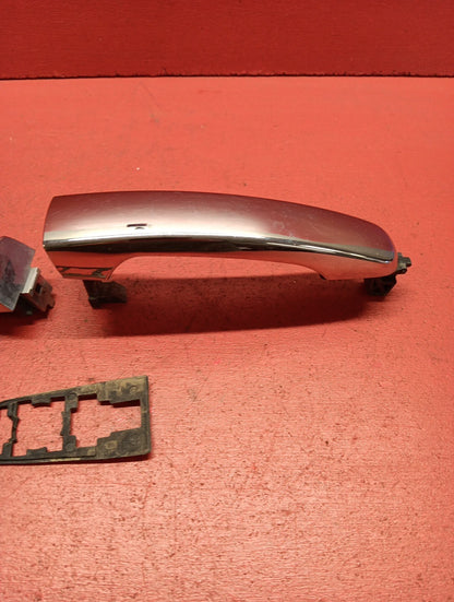 2007-2017 GM Multi Vehicle Right Front Exterior Door Handle Chrome 22867272