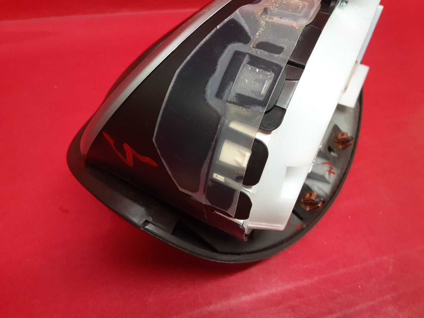 2013 - 2016 GM Chevrolet Cruze Instrument Cluster Speedometer Gauge 154918 MI