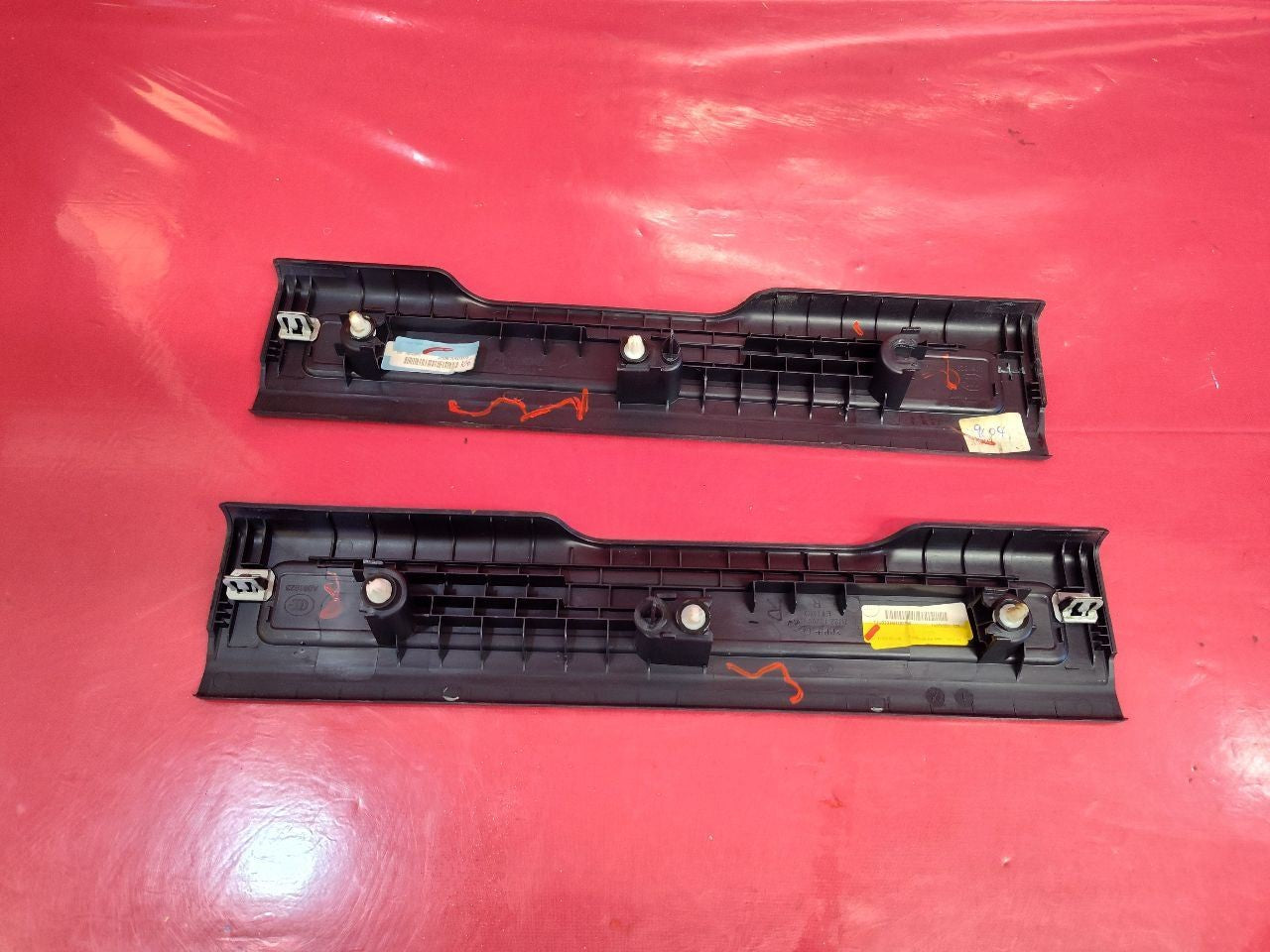 2015-2019 Range Rover Evoque Front Lower Door Scuff Sill Kick Plate Black Ebony