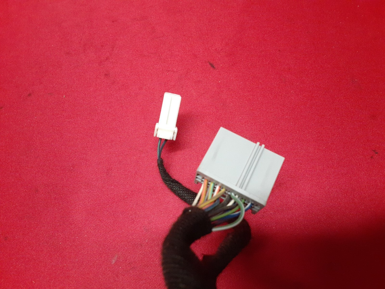 2013 - 2019 Lincoln MKT  Parking Assistant Module DE9Z-14B291-A  PIGTAIL ONLY