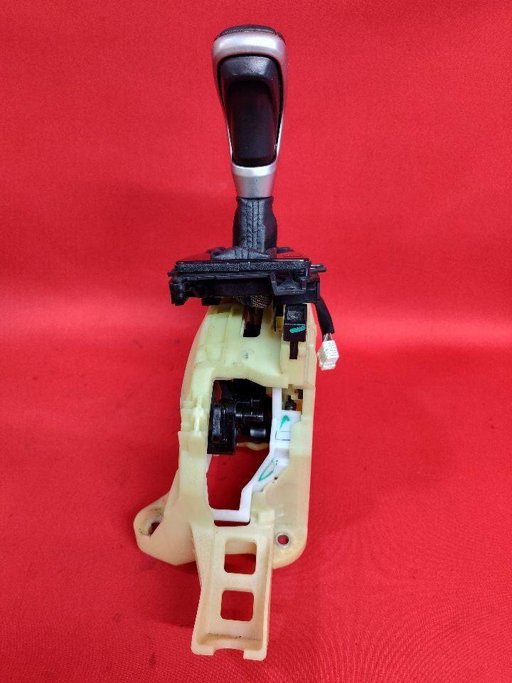 2018-2025 Mitsubishi Eclipse Cross Automatic Transmission Shifter Lever Set