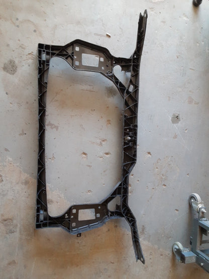 2008-2017 Audi Radiator Support 8K0-805-594-L    LOCAL PICKUP ONLY