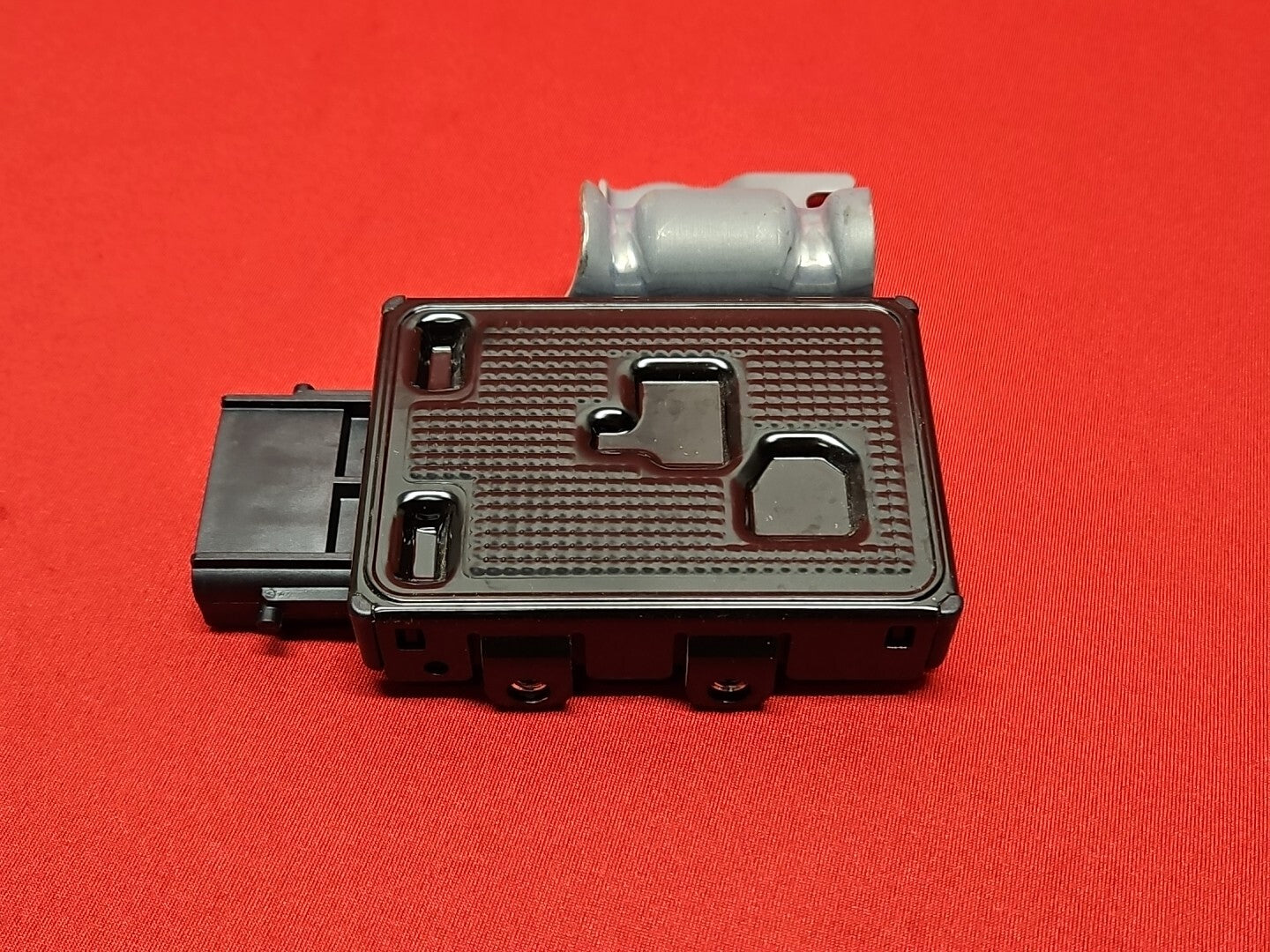 2013 - 2018 Lexus 2013 - 2024 Toyota Fuel Pump Control Module Unit 89571-34070-A