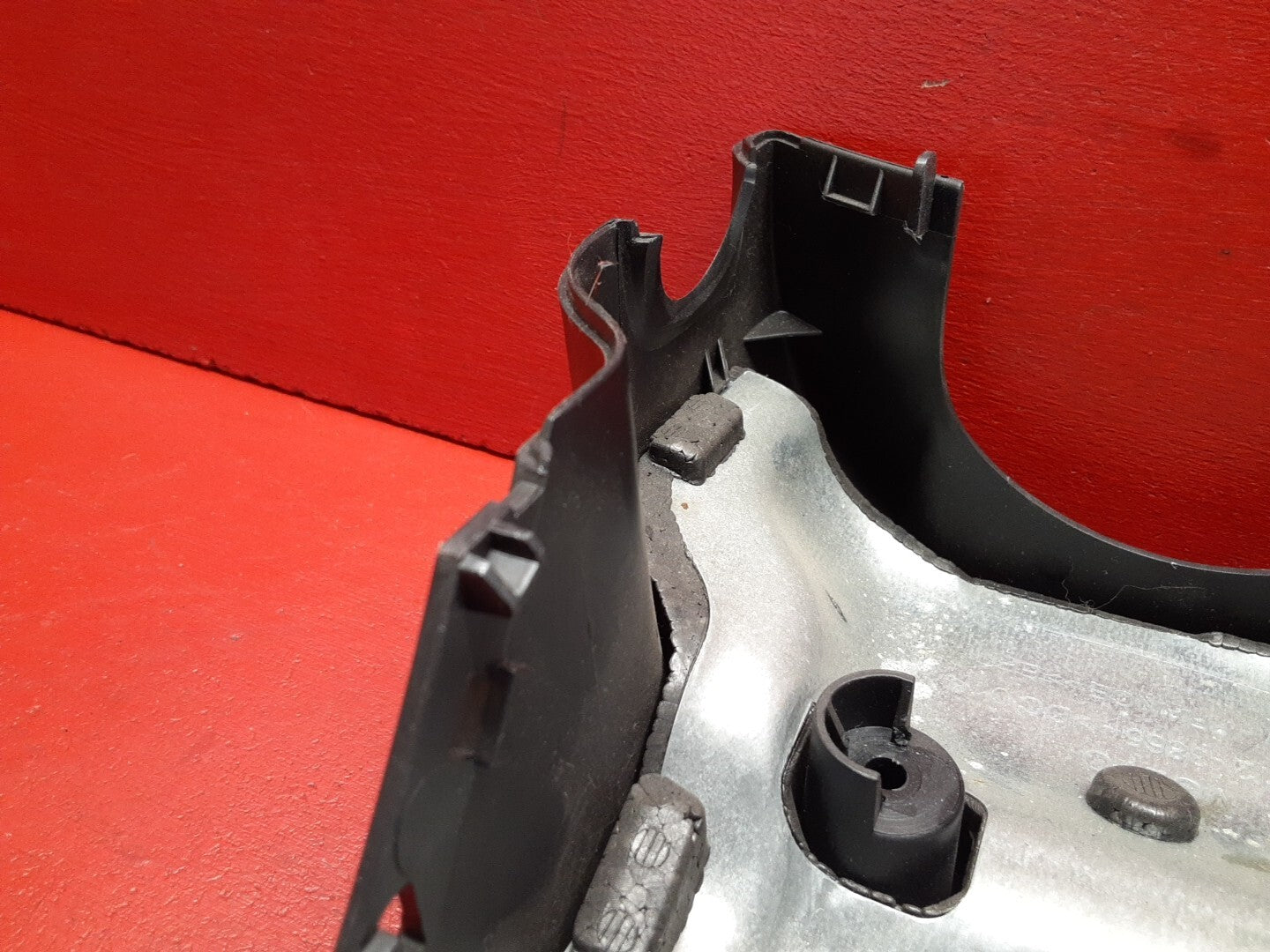 2004 - 2013 Volvo S40 V50 C70 C30 UPPER AND LOWER Steering Column Shroud SET