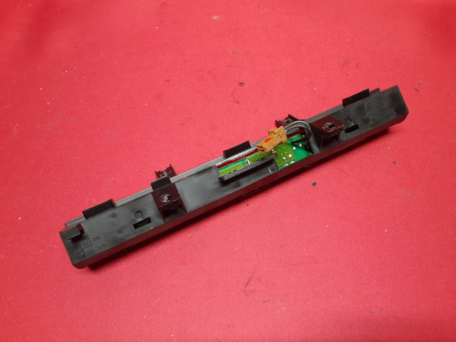 2011 - 2019 Infiniti High Mount Third 3rd Brake Light Stop Lamp 	26590-1MA0A