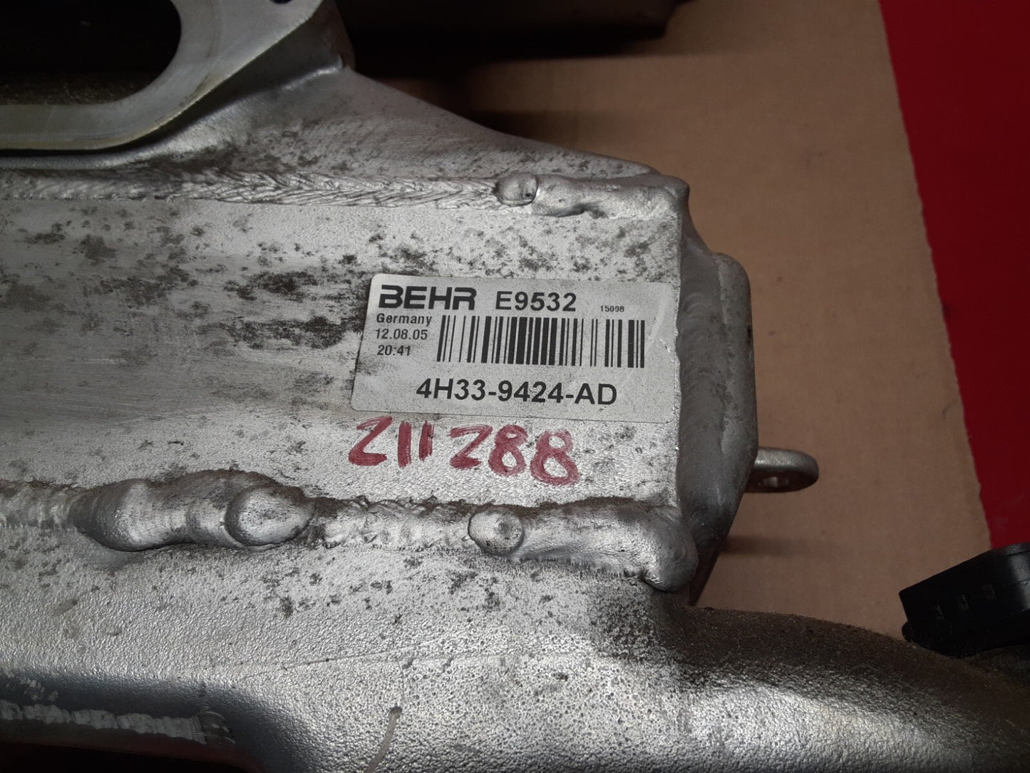 2006 - 2009 Land Range Rover Sport SUPERCHARGED Lower Intake Manifold SET
