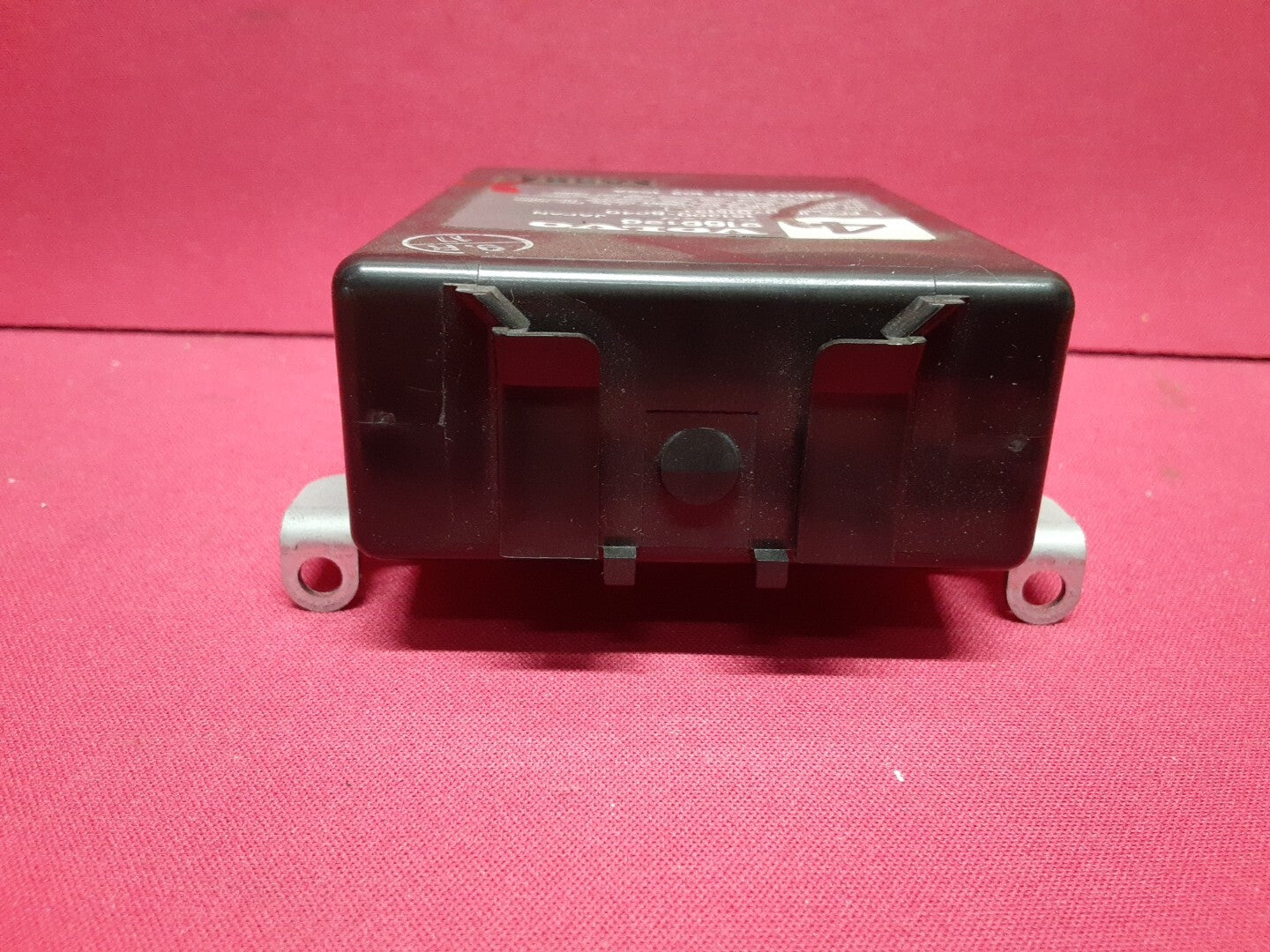 1998 1999 2000 Volvo S70 V70 Keyless Entry Receiver Control Module 9166198