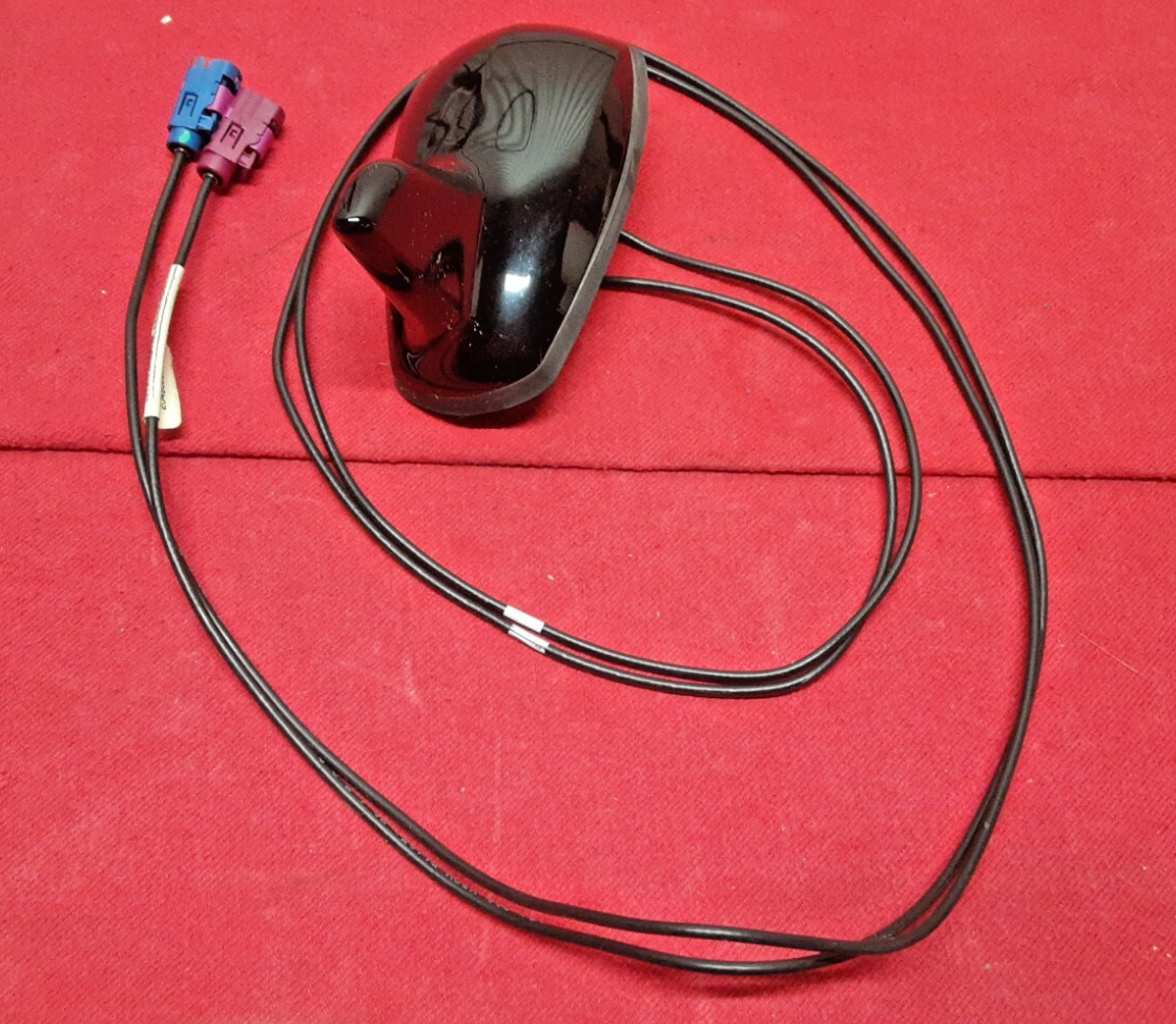 2012 Mercedes C300 C-Class Shark Fin Roof Antenna Black Painted TWO-WIRE MODEL
