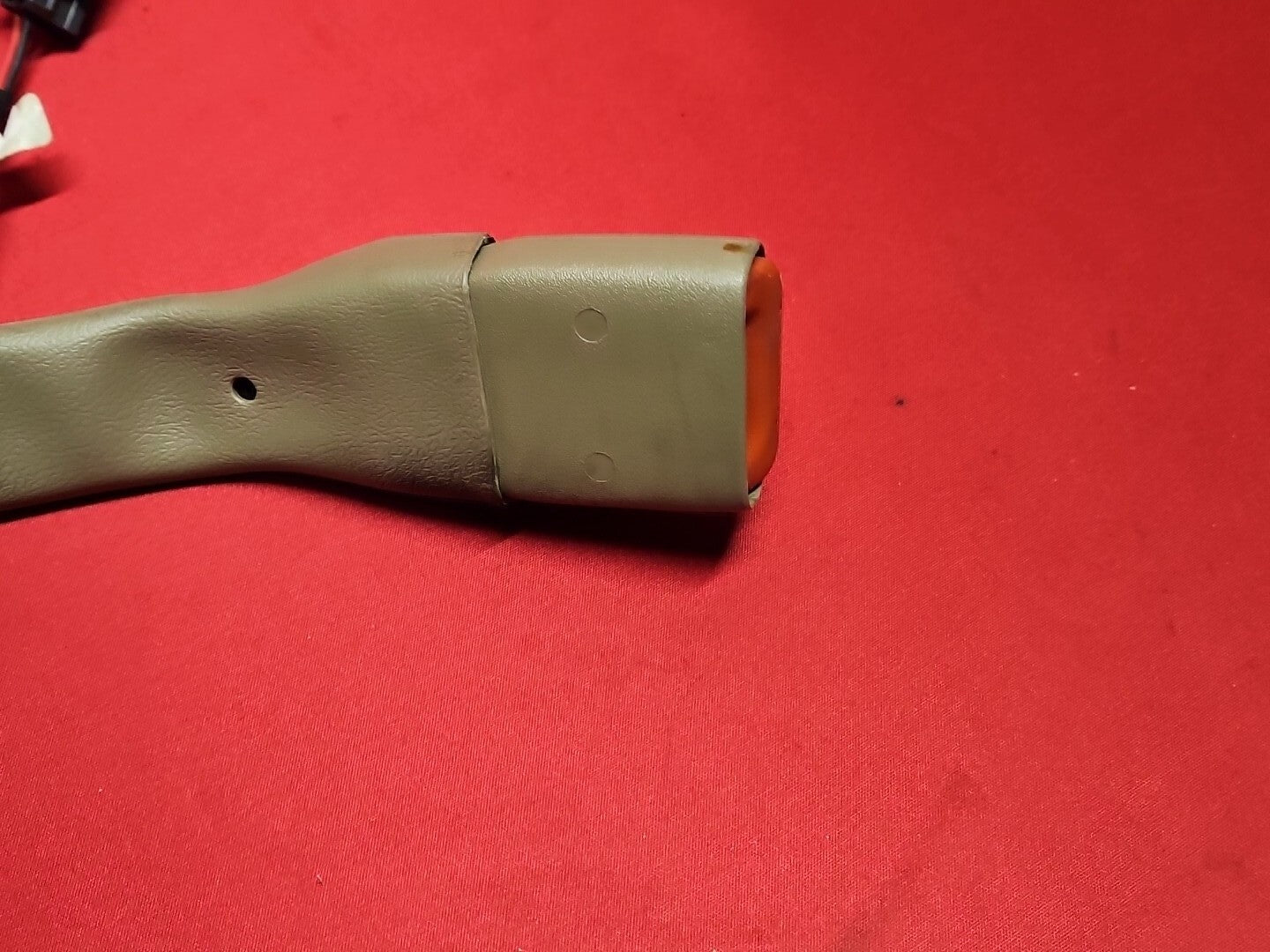 1999 - 2004 Jeep Grand Cherokee Left or Right Seat Belt Buckle 5GY001T5AC
