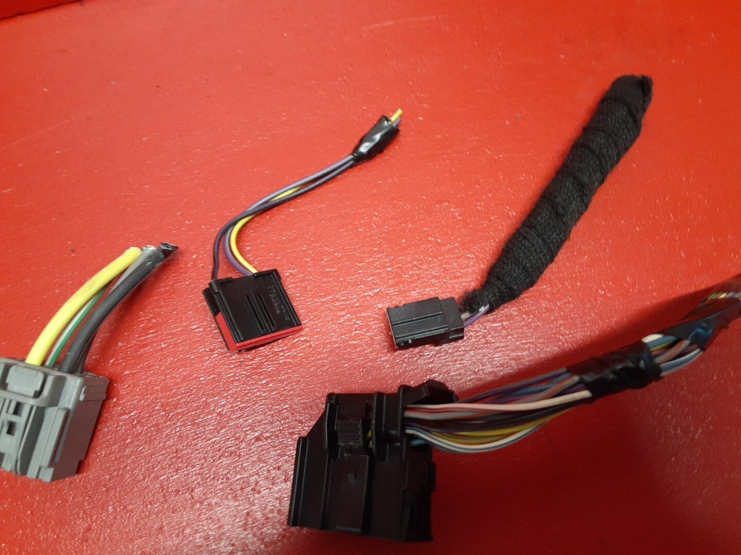 2010 2011 2012 Ford Fusion Center Instrument HVAC Climate Radio Control PIGTAILS