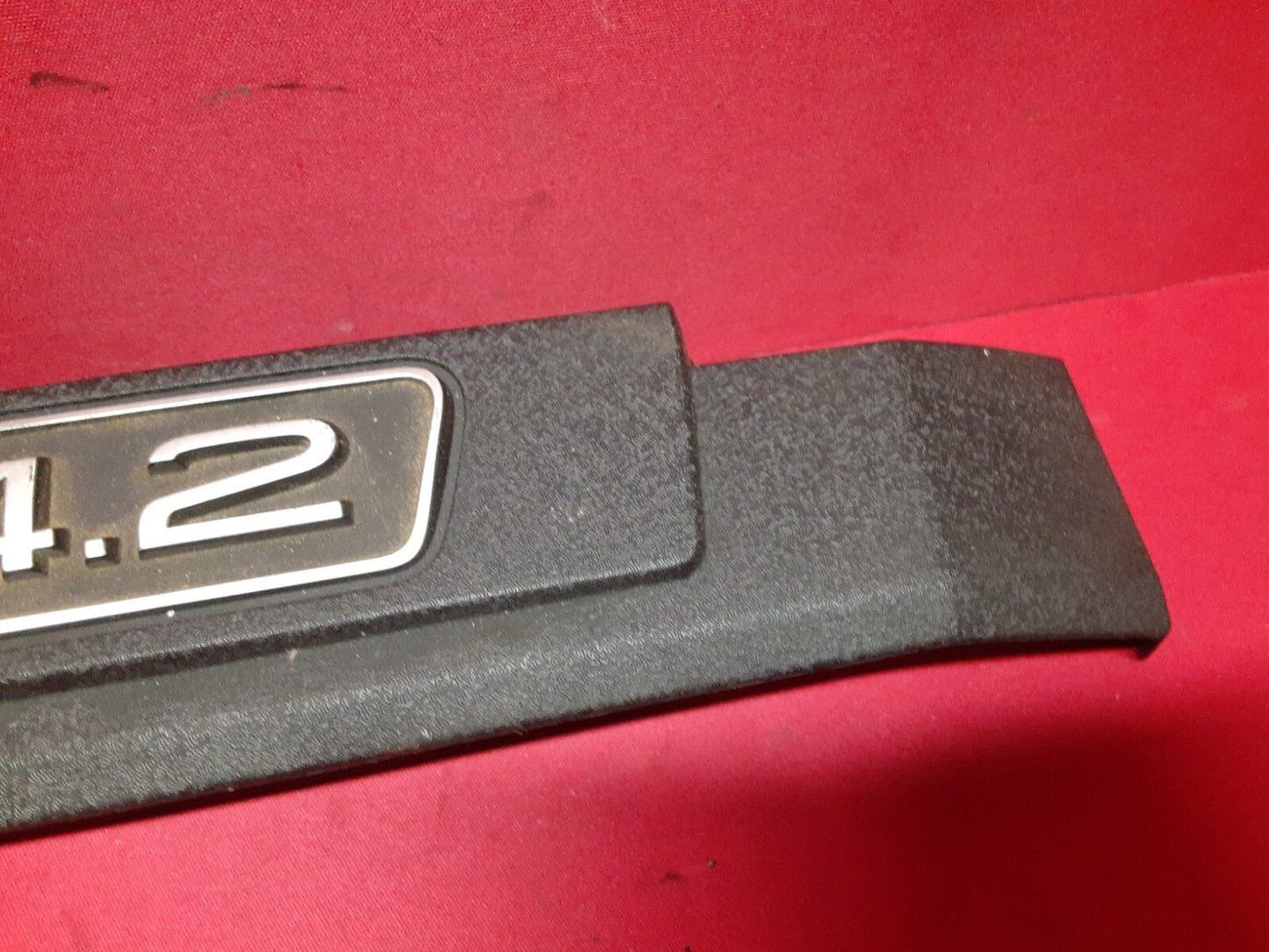 2004 2005 Audi Allroad 4.2L V8 Front Engine Appearance Cover Trim 079-103-925-A
