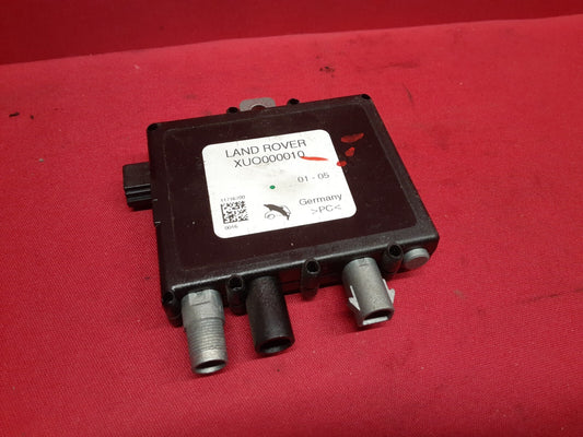 Land Rover Range Rover HSE Antenna Aerial AMP Amplifier Unit XUO000010