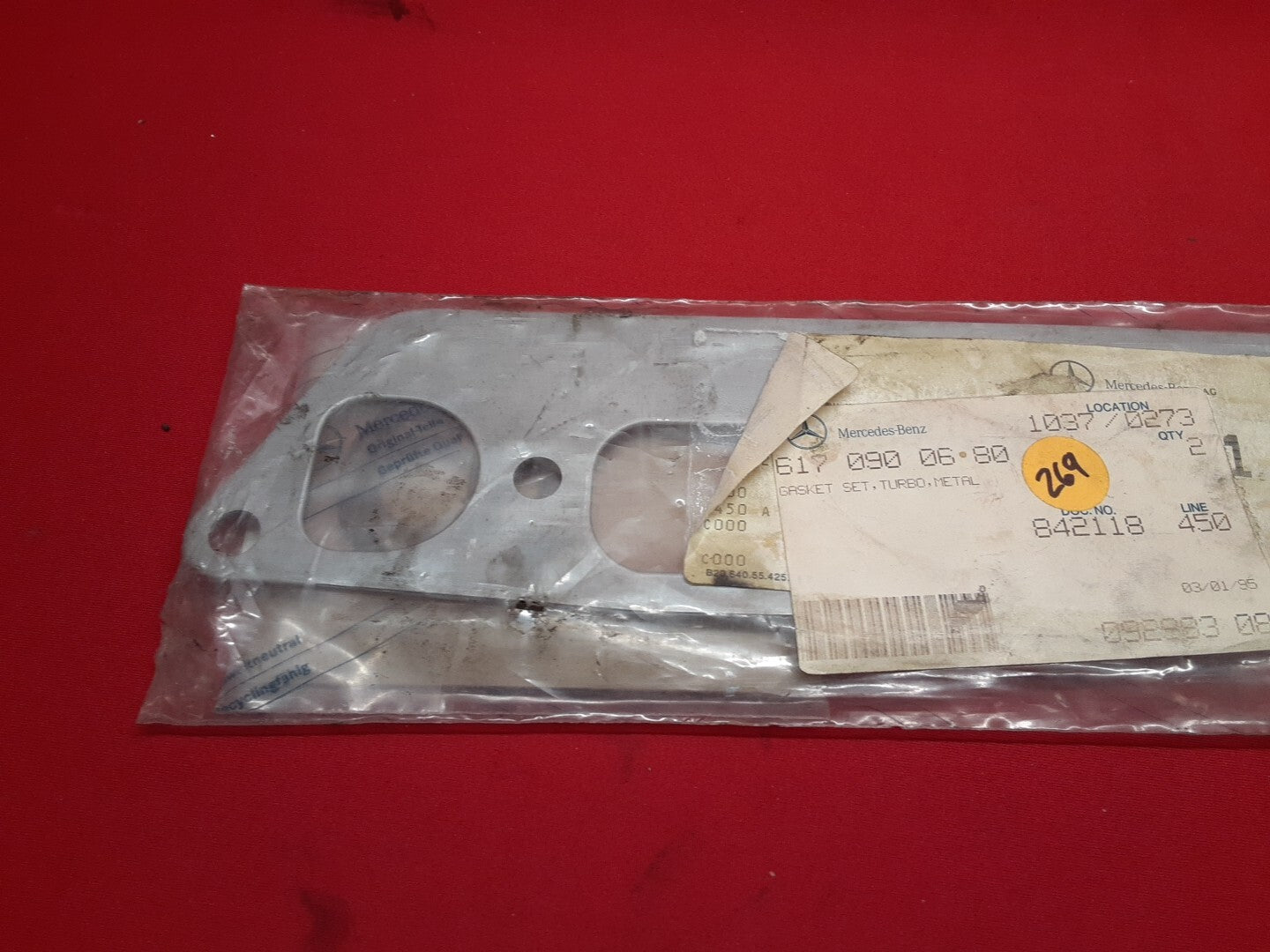 BRAND NEW OEM Mercedes-Benz Turbocharger Mounting Gasket Kit 6170900680