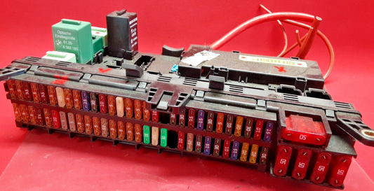 2003- 2004 Range Rover HSE Front Dash Fuse Relay Junction Block BoxYPP000020