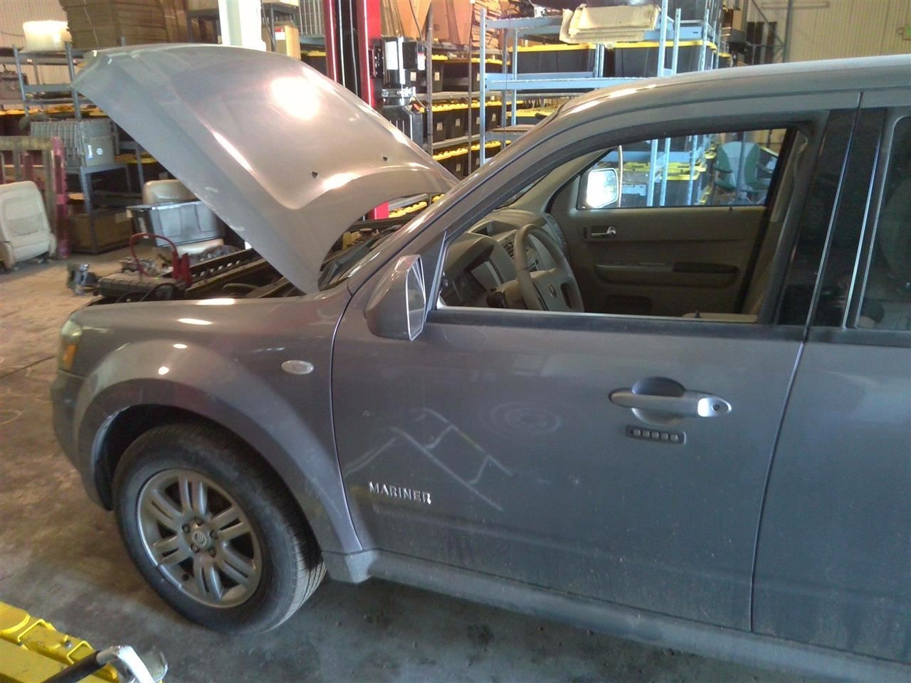 07-11 Mercury Mariner 07-12 Escape Rear Liftgate Tailgate Wiper Motor w/ Covers