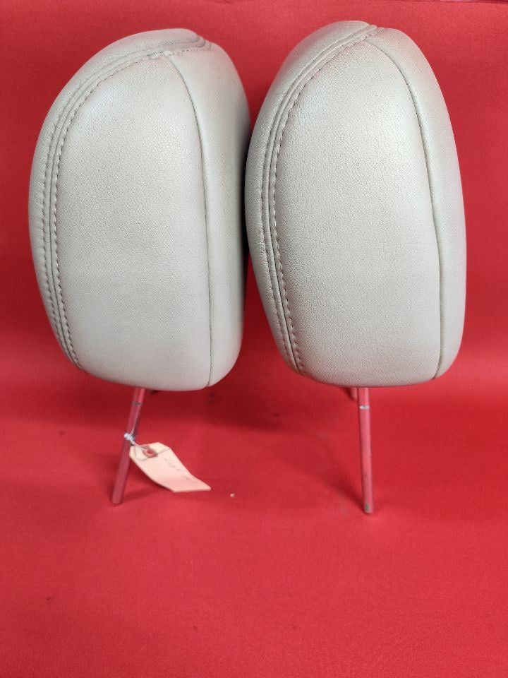 2002 2003 Cadillac Escalade FRONT Headrest SET Shale Pewter Leather w/ Emblems