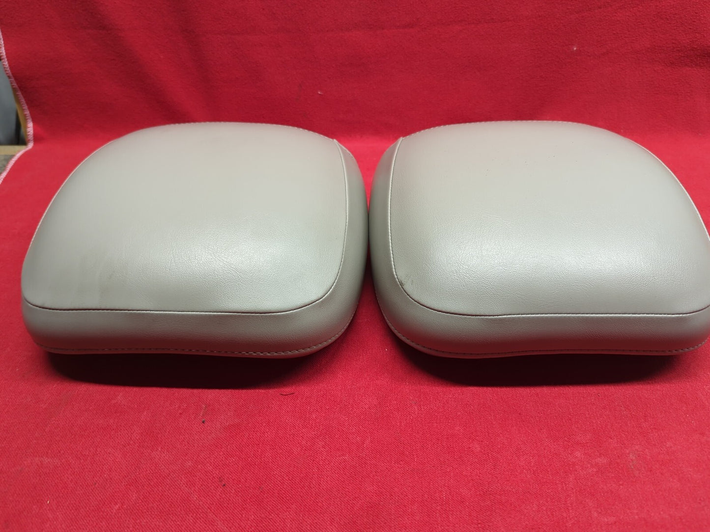 2006 Chrysler Pacifica FRONT LEFT & RIGHT Headrests Premium Leather Light Taupe