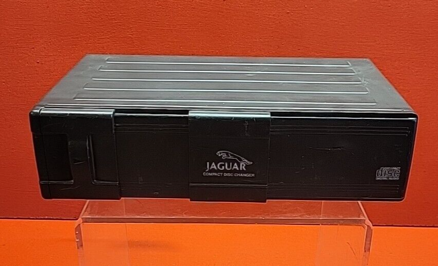 1997-2000 Jaguar XK8 Compact Disc Changer LNC4160AA