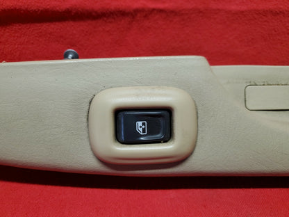 2005 2006 2007 2008 Chevrolet Chevy Trailblazer REAR RIGHT Door Arm Rest Tan