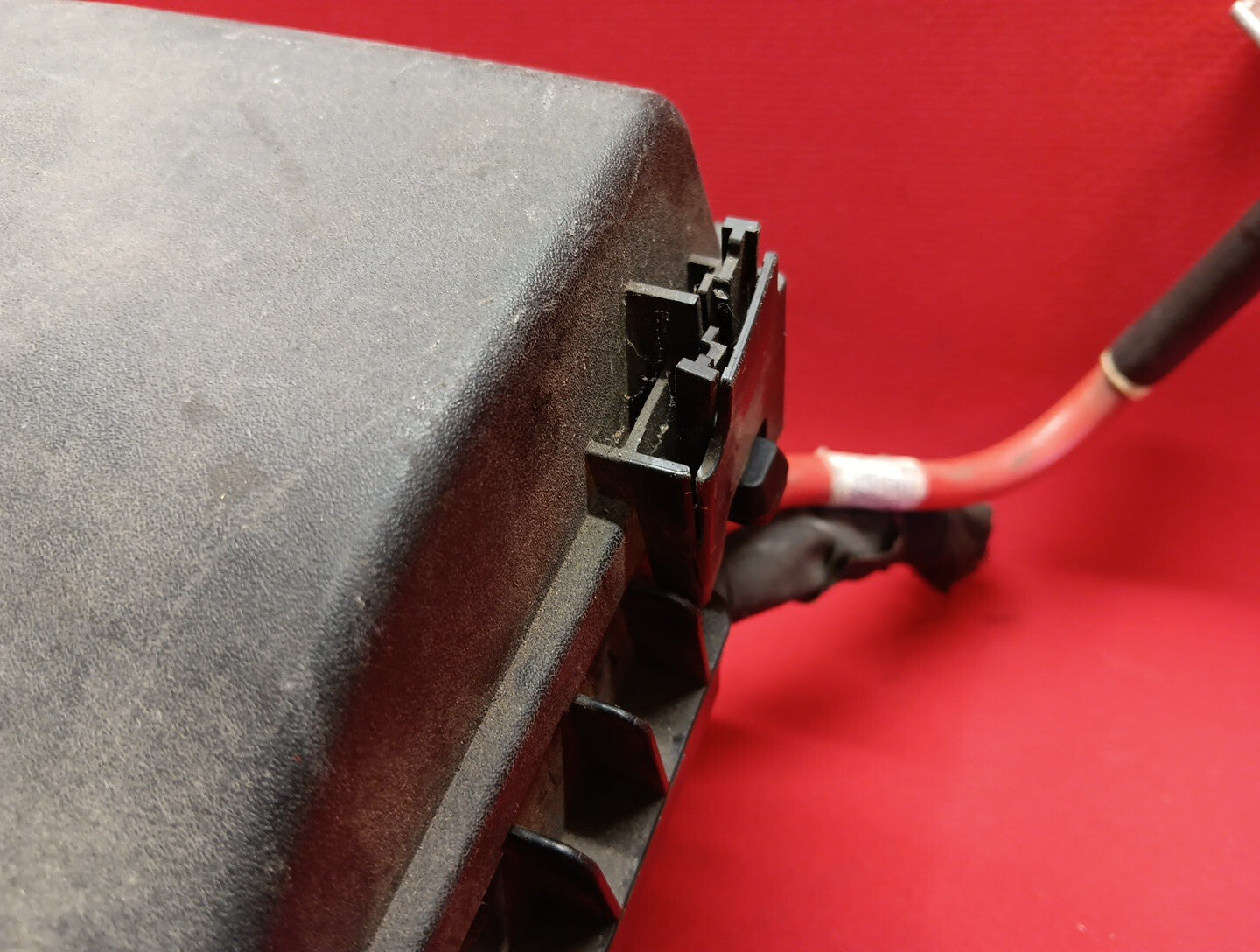 2011-2014 Chevrolet Cruze Front Compartment Fuse Block 95442176