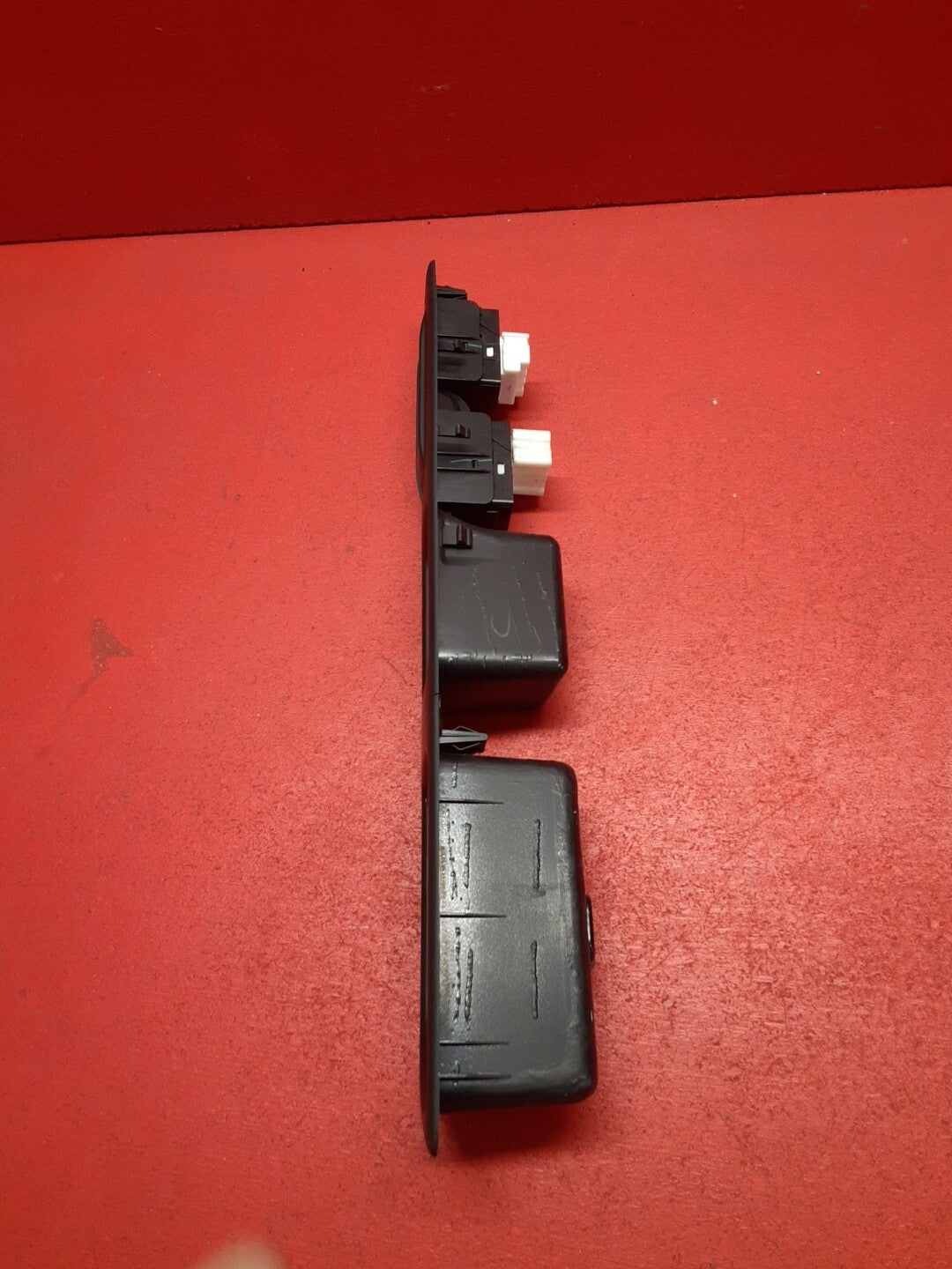 2003-2008 Subaru Forester Right Passenger Window Lock Switch W/ Bezel 83071SA160