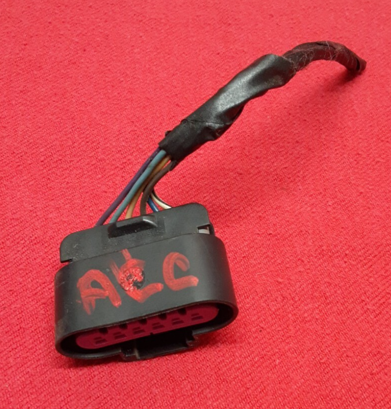 2004 - 2012 Chevrolet Malibu / Aura / G6 - Accelerator Pedal / Sensor - PIGTAIL