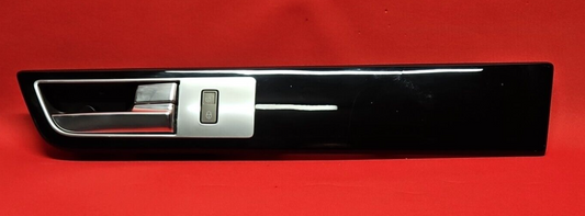 2010 - 2013 Range Rover Sport FRONT RIGHT PASSENGER Interior Door Trim w/ Handle