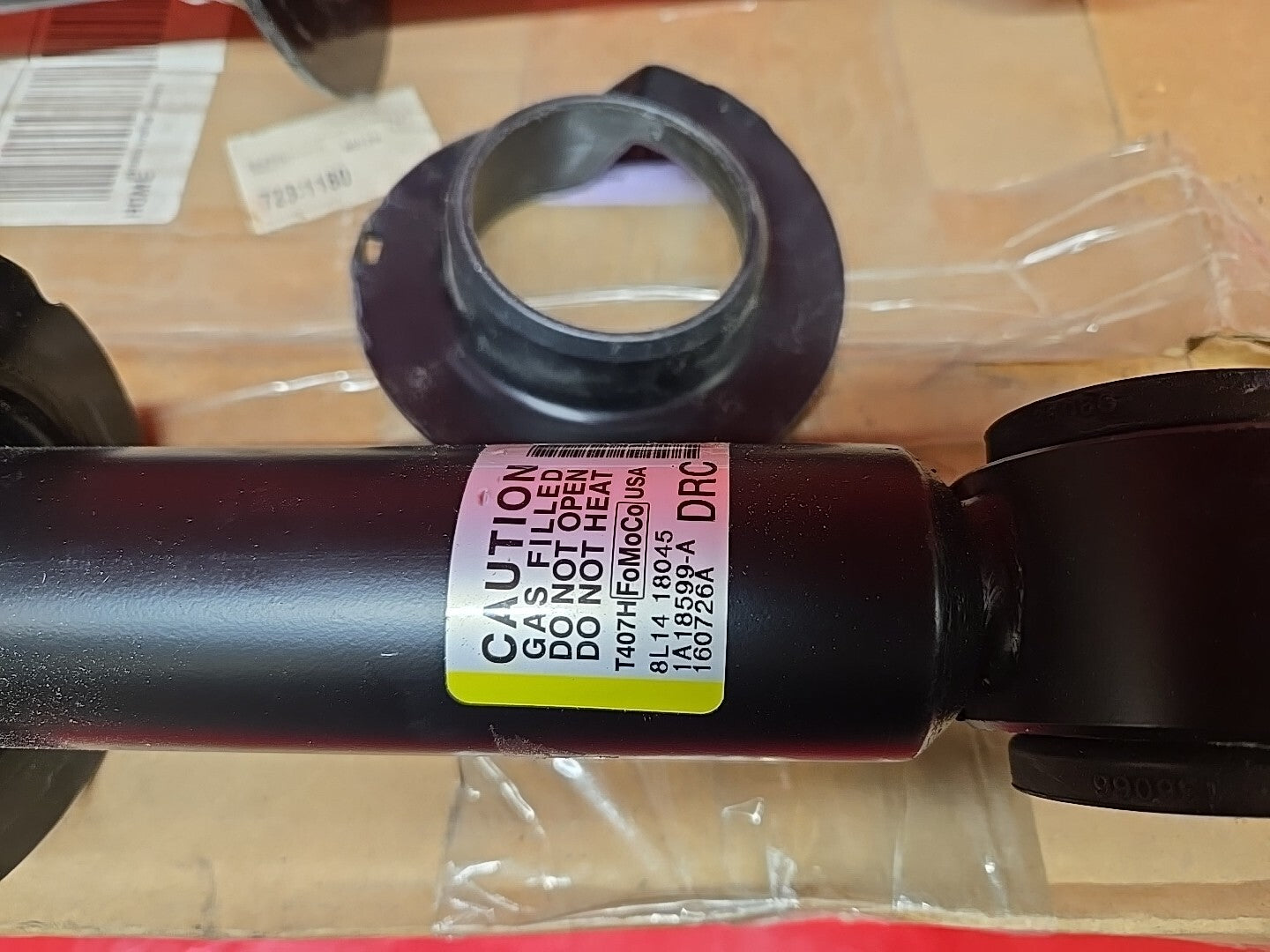 NEW OEM MOTORCRAFT Front Suspension Shock Absorber SET Expedition & Navigator