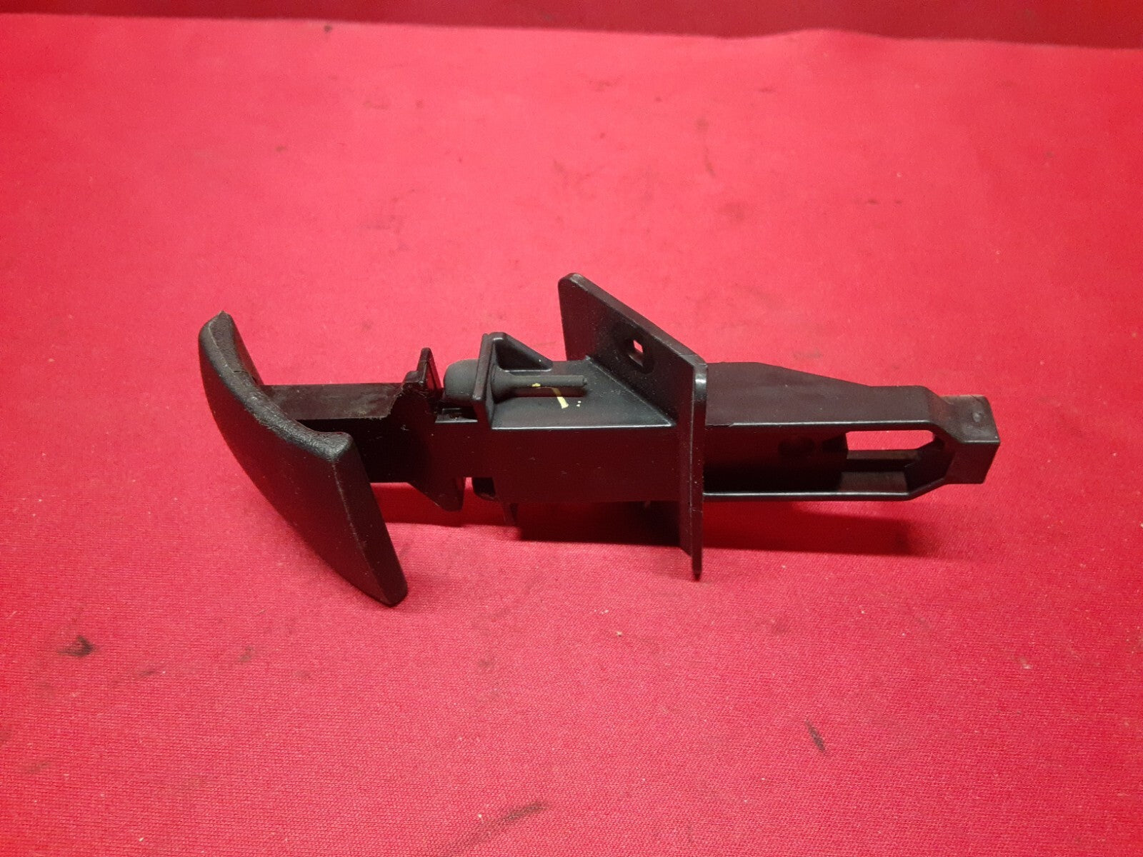 2003 - 2007 Cadillac CTS Parking Brake Release Handle 25880964 / 25716230