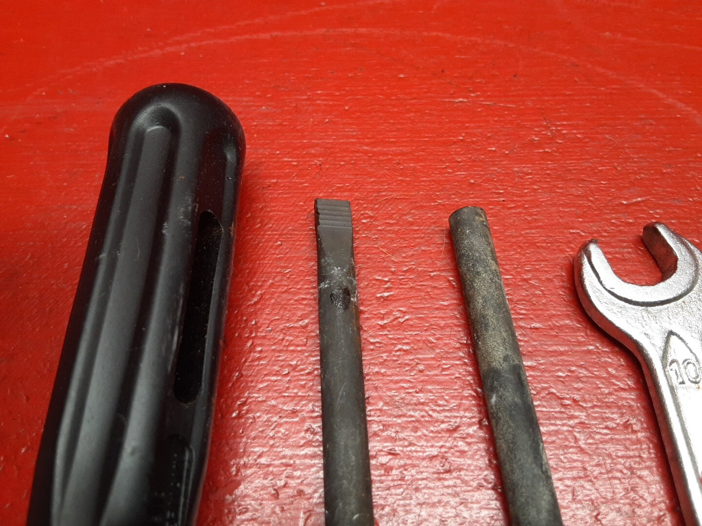 1998 1999 2000 Volvo S70 V70 Spare Tire Jack and Tools Set 9170161