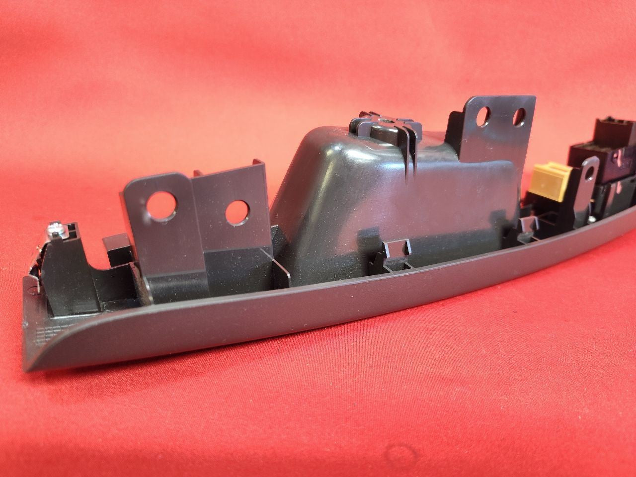 2013-2016 Chevrolet Chevy Spark FRONT RIGHT PASSENGER Door Window Lock Switch