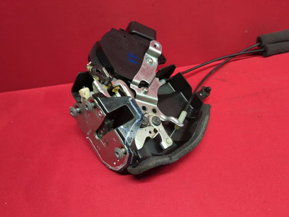 2001 - 2007 REAR RIGHT Door Latch Lock Actuator Assembly w/ Cables 69050-48030