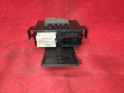 BMW E46 / 3 Series Front Left / Right Door / Mirror Memory Module - 61316916054