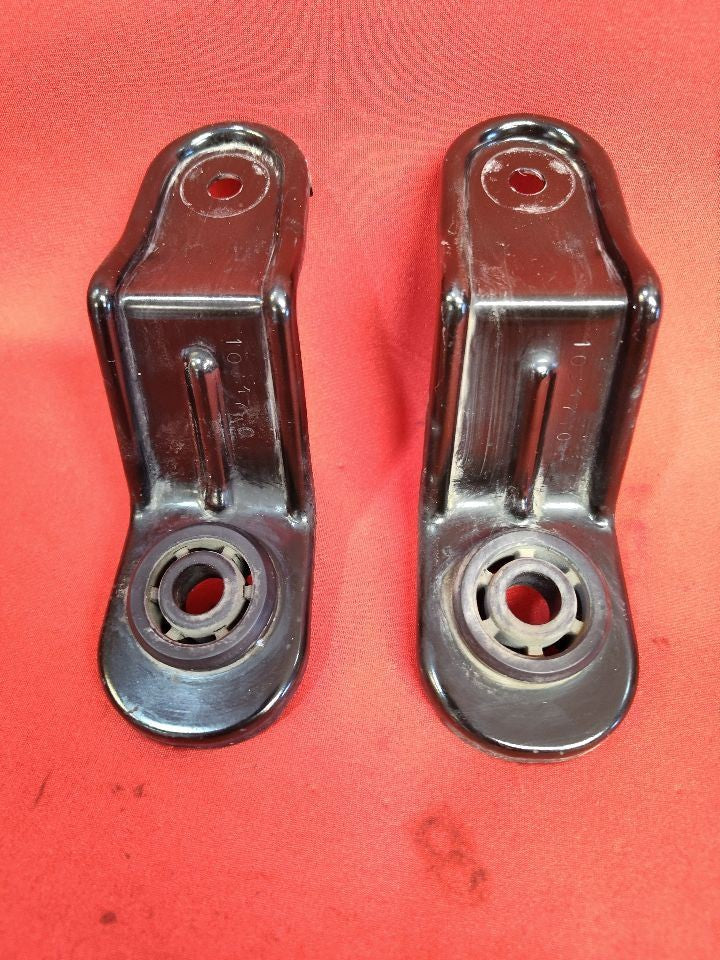 2012-2015 Chevy Captiva Sport 08-10 Saturn Vue Upper Radiator Mount Brackets (2)