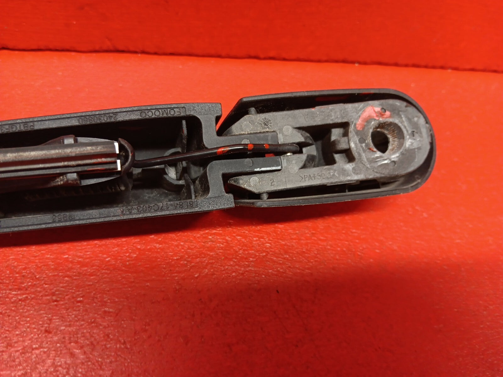 08-12 Ford Escape / 08-11 Mercury Mariner Hybrid Rear Liftgate Window Wiper Arm