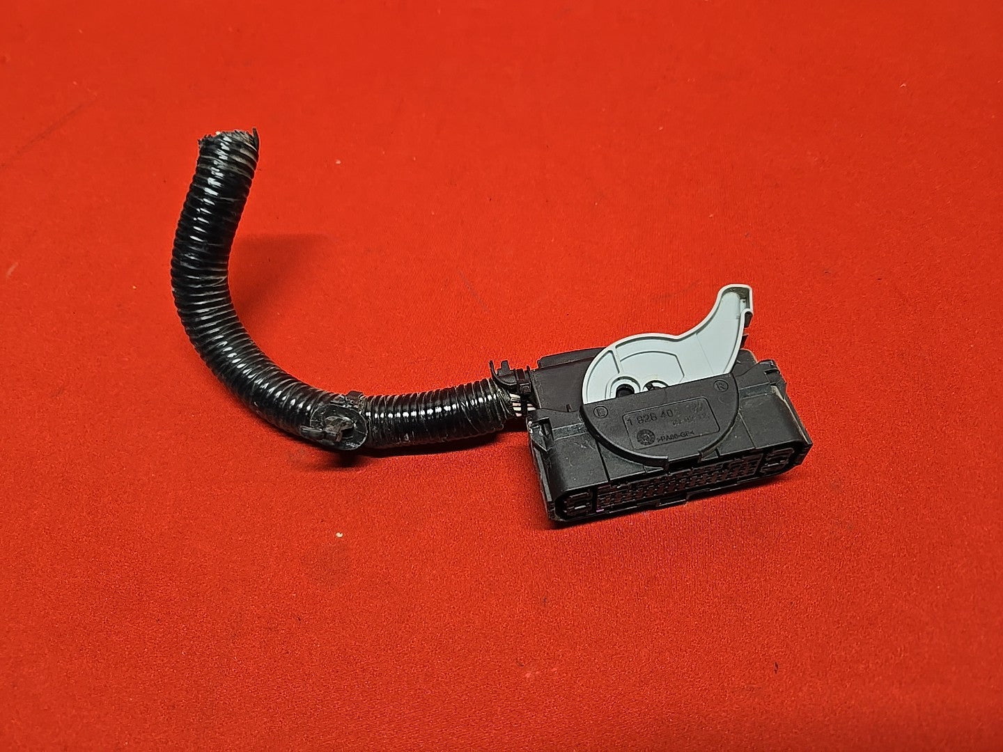 2022-2024 Mitsubishi Outlander Hydraulic ABS Pump w/ Adaptive Cruise - PIGTAIL