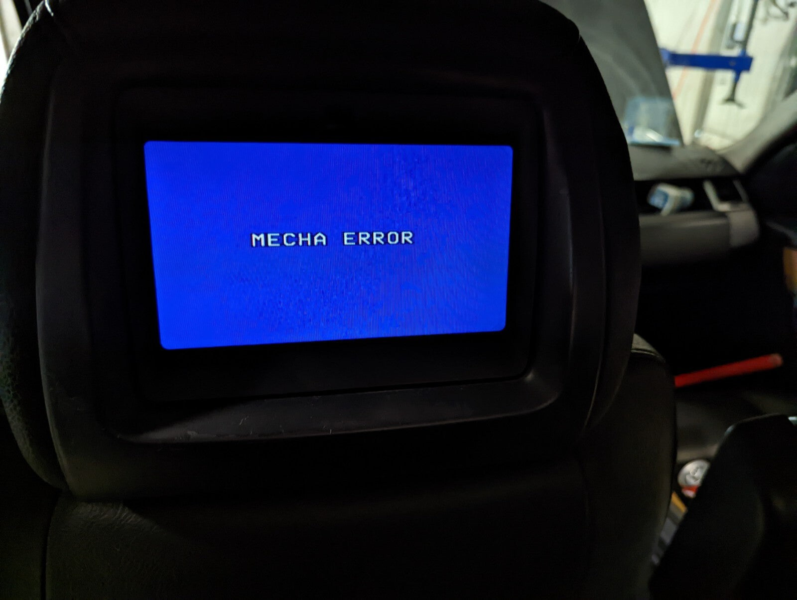 2006 2007 Land Range Rover SPORT (Qty:1) FRONT Leather Headrest w/ DVD Screen
