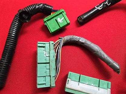 2001 2002 Acura MDX 3.6L Interior Cabin PASSENGER DASH Fuse Box - PIGTAIL WIRES